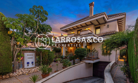 Вторичный рынок - Дом - Торревьеха - La veleta