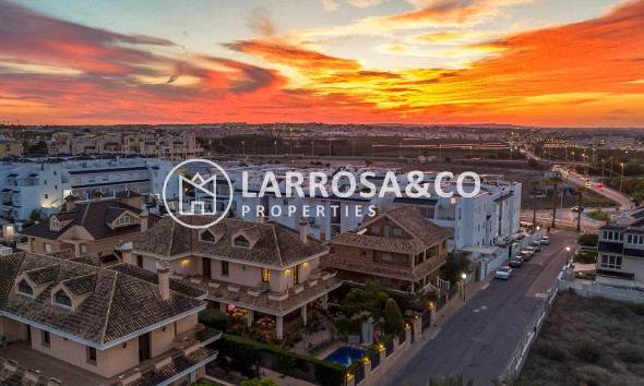 Вторичный рынок - Дом - Торревьеха - La veleta