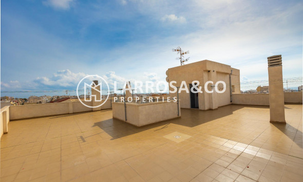 Reventa - Atico - Torrevieja - Centro