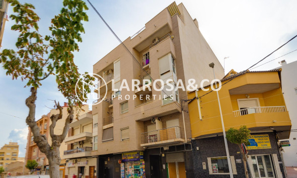 Reventa - Atico - Torrevieja - Centro