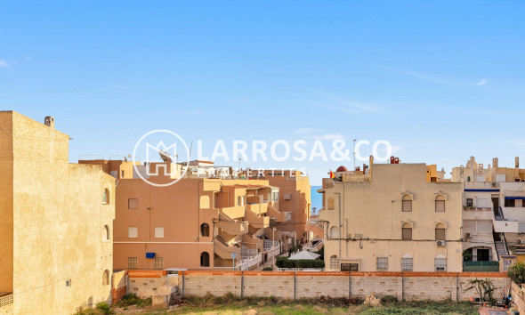 Resale - Apartment - Torrevieja - La Mata