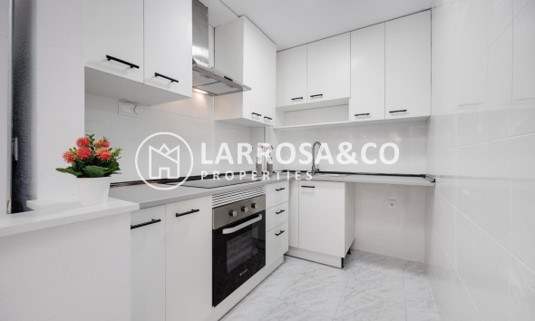 Reventa - Apartamento - Torrevieja - Playa Los Locos