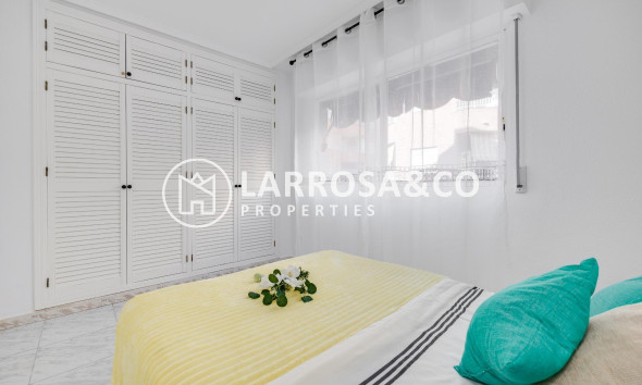 Reventa - Apartamento - Torrevieja - Playa Los Locos