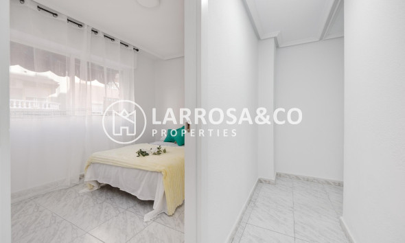 Reventa - Apartamento - Torrevieja - Playa Los Locos