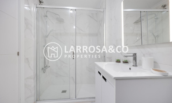 Reventa - Apartamento - Torrevieja - Playa Los Locos