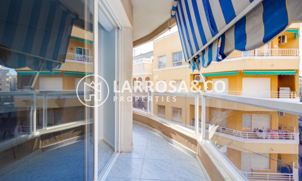 Reventa - Apartamento - Torrevieja - Playa Los Locos