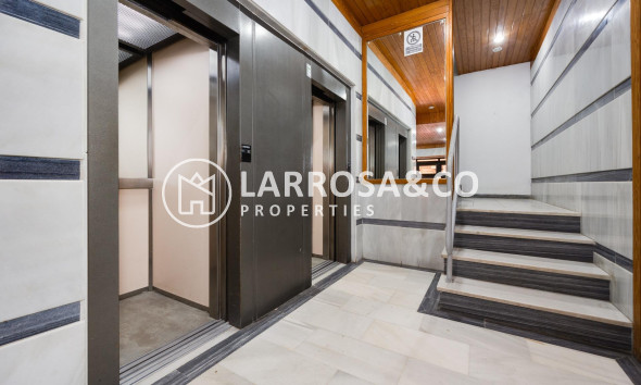 Reventa - Apartamento - Torrevieja - Playa Los Locos