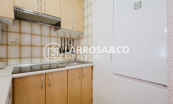 Resale - Bungalow - Torrevieja - Playa de los Naufragos