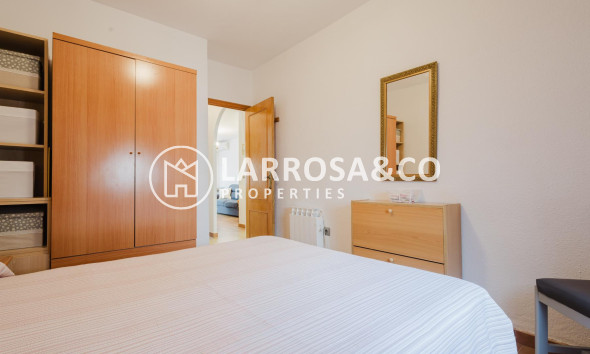 Resale - Bungalow - Torrevieja - Playa de los Naufragos