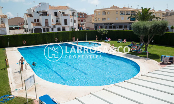 Resale - Bungalow - Torrevieja - Playa de los Naufragos