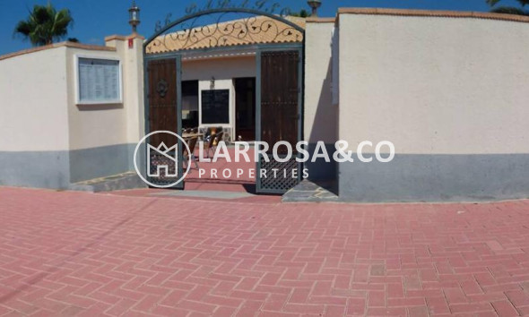 Resale - Bungalow - Torrevieja - Playa de los Naufragos