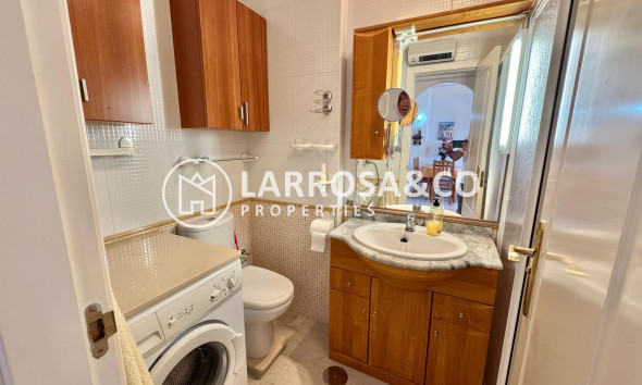 Herverkoop - Apartment - Almoradí