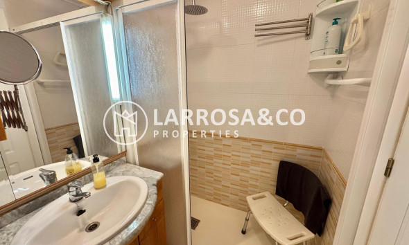 Herverkoop - Apartment - Almoradí