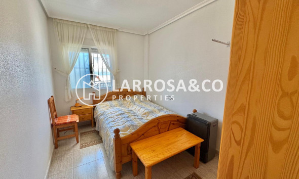 Herverkoop - Apartment - Almoradí