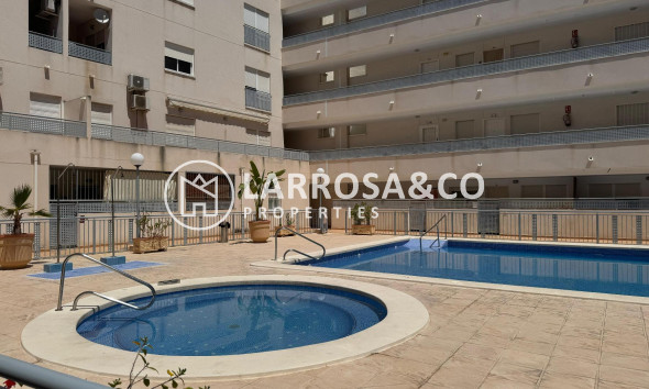 Herverkoop - Apartment - Almoradí