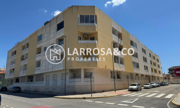 Herverkoop - Apartment - Almoradí