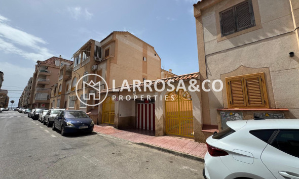 Reventa - Garaje - Torrevieja - Playa del Acequión