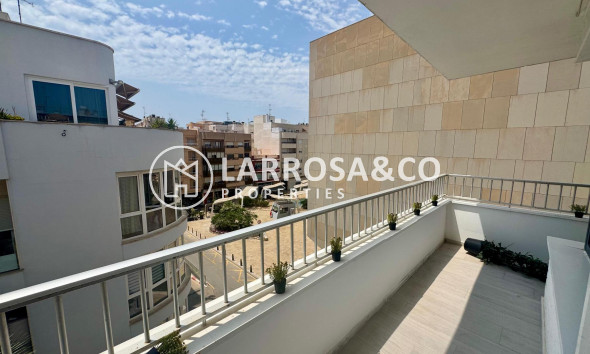 Resale - Apartment - Torrevieja - CLUB NAUTICO TORREVIEJA