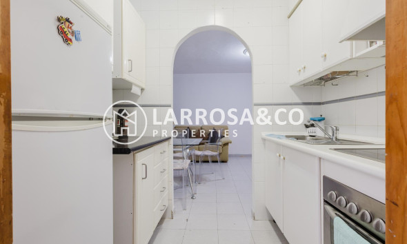 Resale - Apartment - Torrevieja - Playa de La Acequion