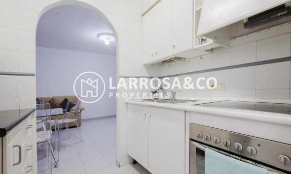 Resale - Apartment - Torrevieja - Playa de La Acequion