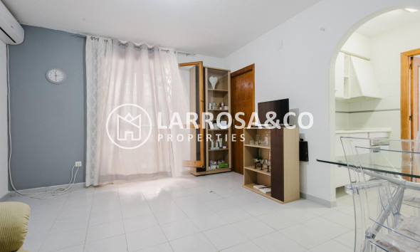Resale - Apartment - Torrevieja - Playa de La Acequion