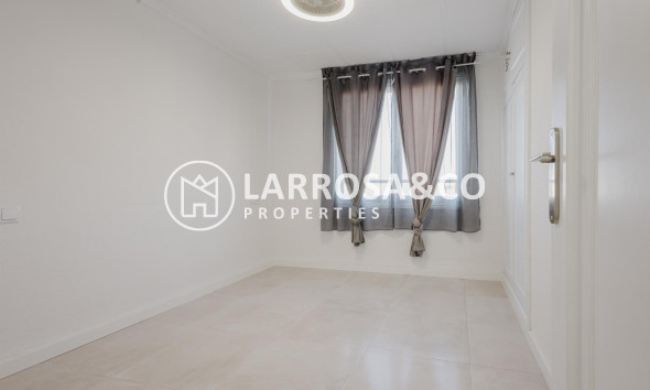 A Vendre - Apartment - Torrevieja - Playa del Acequión