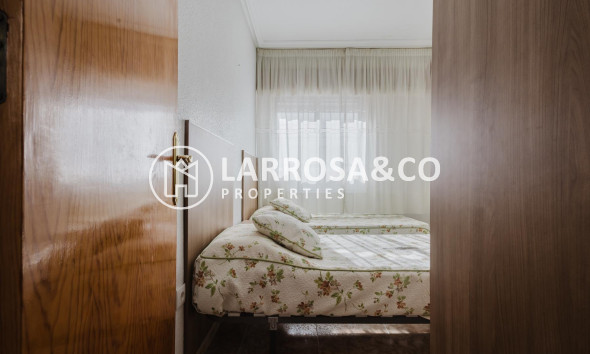 Вторичный рынок - Квартира - Торревьеха - Playa de los Naufragos