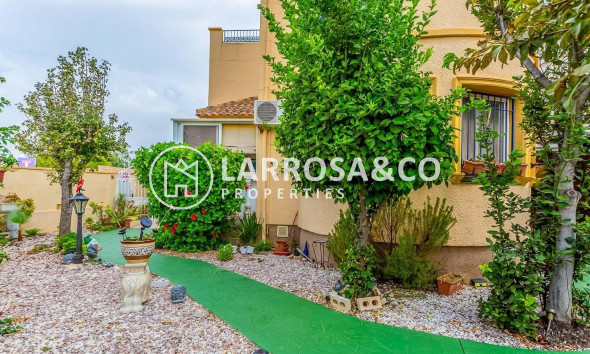 Reventa - Chalet - Orihuela costa - La Zenia- Orihuela costa