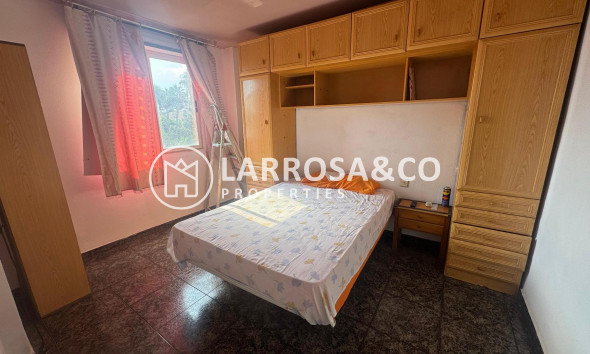 Resale - Apartment - Torrevieja - Playa del Acequión