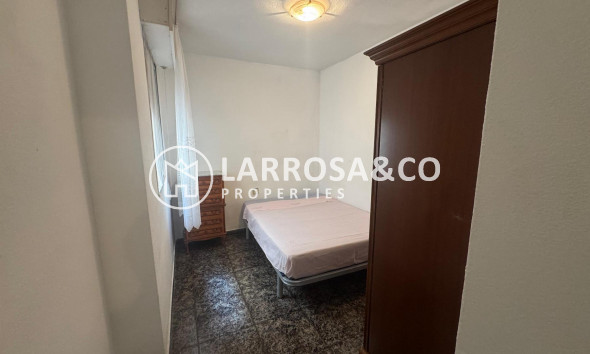Resale - Apartment - Torrevieja - Playa del Acequión