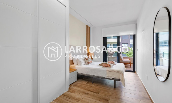 Вторичный рынок - Квартира - Ориуела Коста - valentino golf III