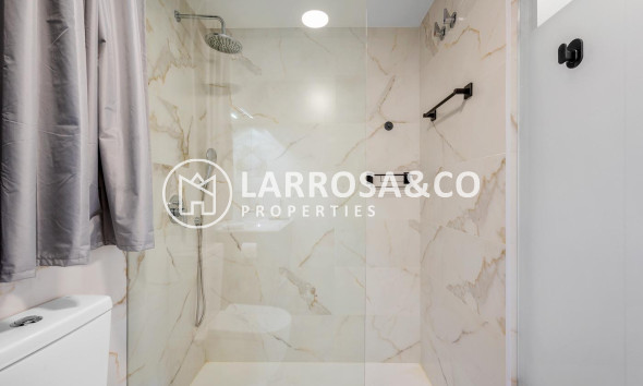 Вторичный рынок - Квартира - Ориуела Коста - valentino golf III