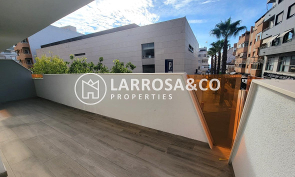 Resale - Apartment - Torrevieja - Playa del cura