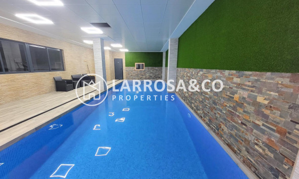 Resale - Apartment - Torrevieja - Playa del cura