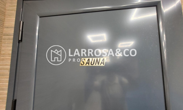 Resale - Apartment - Torrevieja - Playa del cura