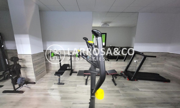 Resale - Apartment - Torrevieja - Playa del cura