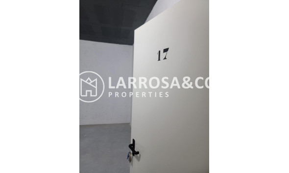 Resale - Apartment - Torrevieja - Playa del cura