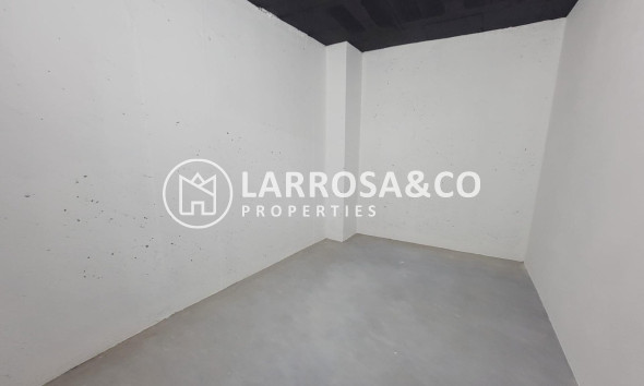 Resale - Apartment - Torrevieja - Playa del cura