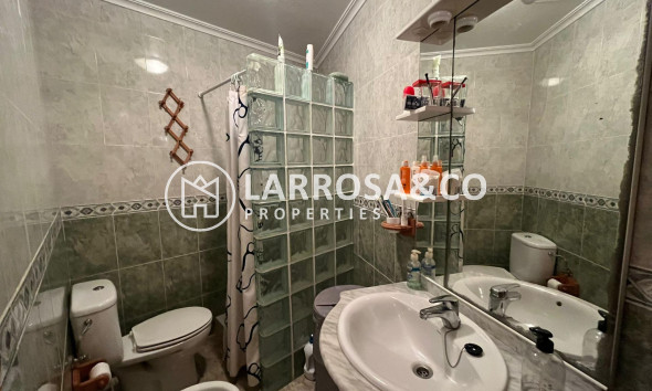 Resale - Ground floor apartment - Torrevieja - La Mata