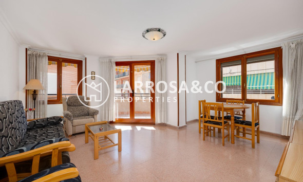 Resale - Apartment - Torrevieja - Acequion