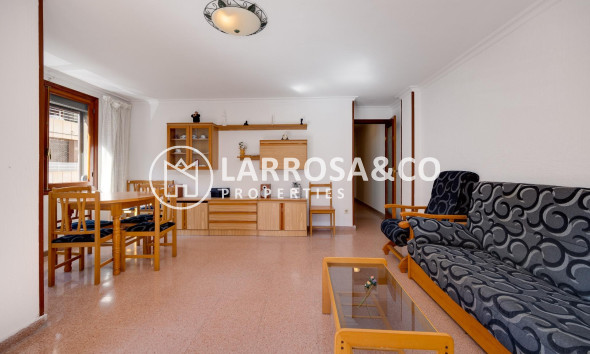 Resale - Apartment - Torrevieja - Acequion
