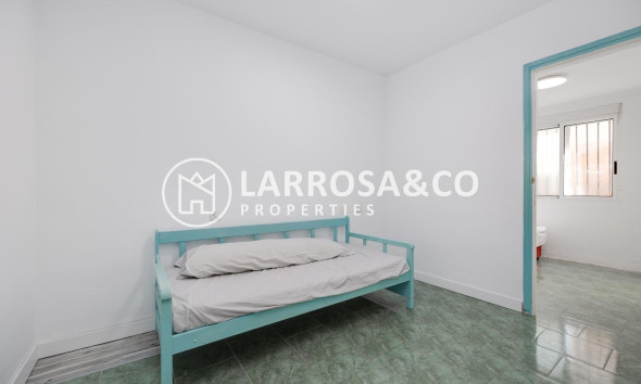 A Vendre - Bungalow - Torrevieja - Playa de los Naufragos