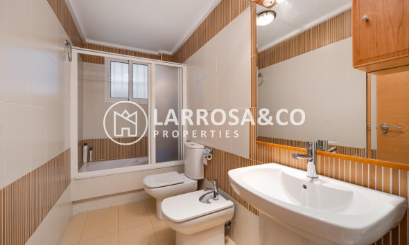 Reventa - Apartamento - Torrevieja - El molino