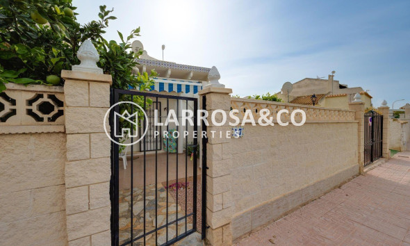 Herverkoop - Villa - Orihuela costa - La Florida