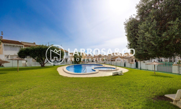 Herverkoop - Villa - Orihuela costa - La Florida