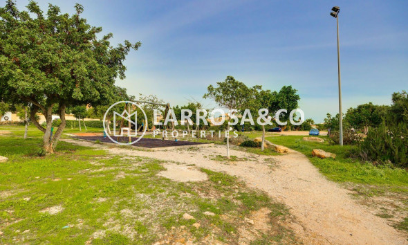 Herverkoop - Villa - Orihuela costa - La Florida