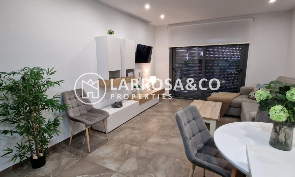 A Vendre - Apartment - Torrevieja - Centro