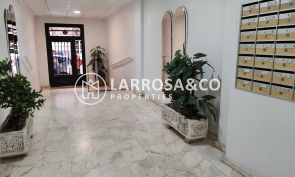 Herverkoop - Apartment - Torrevieja - Playa del cura