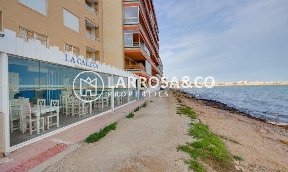 Resale - Apartment - Torrevieja - Playa de los Naufragos