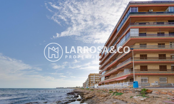 Resale - Apartment - Torrevieja - Playa de los Naufragos